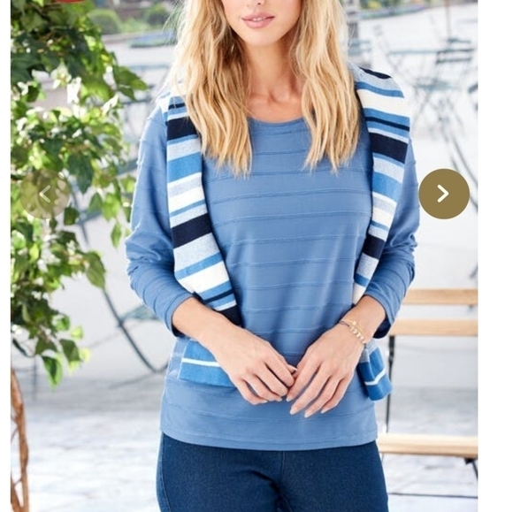 ISLE Blue textured top size 10 crew neck long-sleeved relaxed fit stretch - Picture 9 of 9